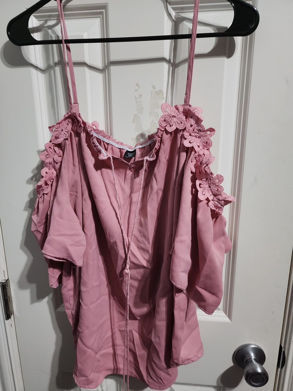 SHEIN Dusty Rose Cold-Shoulder Camisole with Floral Lace